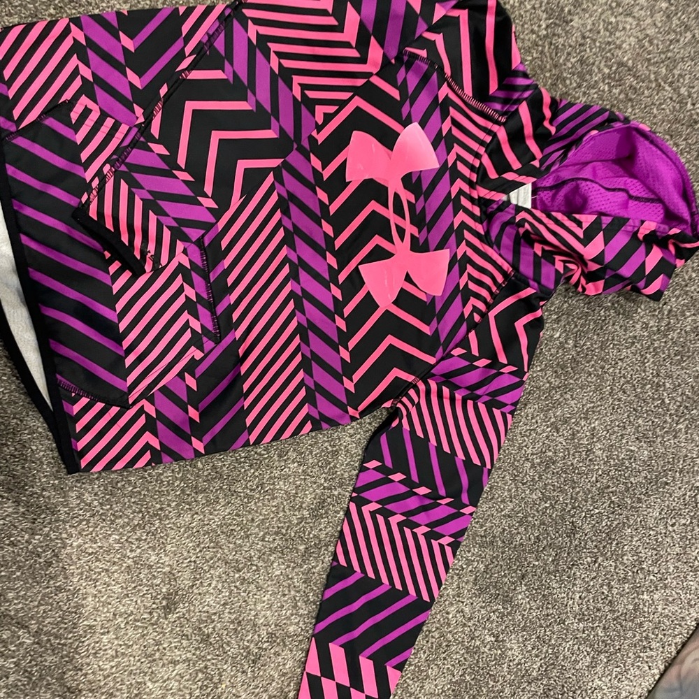 Girls Under Armour Hoodie, Size Medium, pink, like new